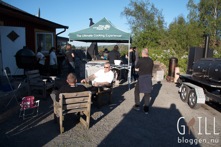 FLAMING PIG BBQ 118