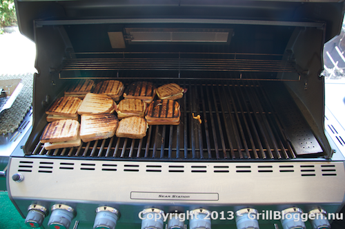 weber toast 156